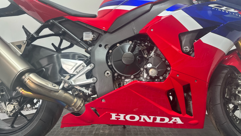 Honda CBR1000SPR2ED (24MY) Carbon Edition